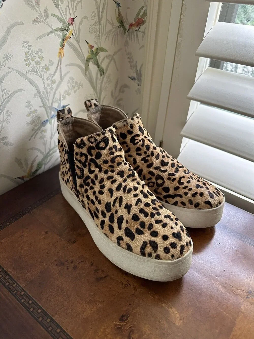 Steve Madden Sneakers Brown Black Animal Print Size 8 Real Fur Cow Hair